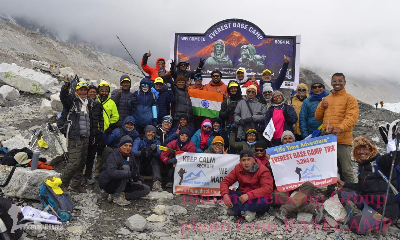 mount everest trekking cost in rupees